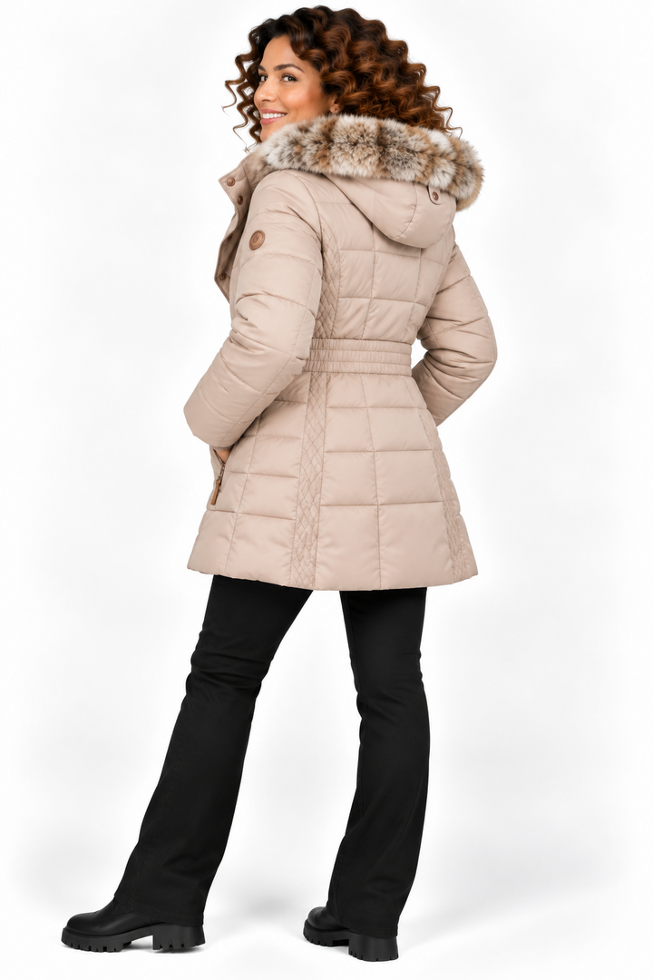 Sophie – Gewatteerde Winterjas met Bontcapuchon