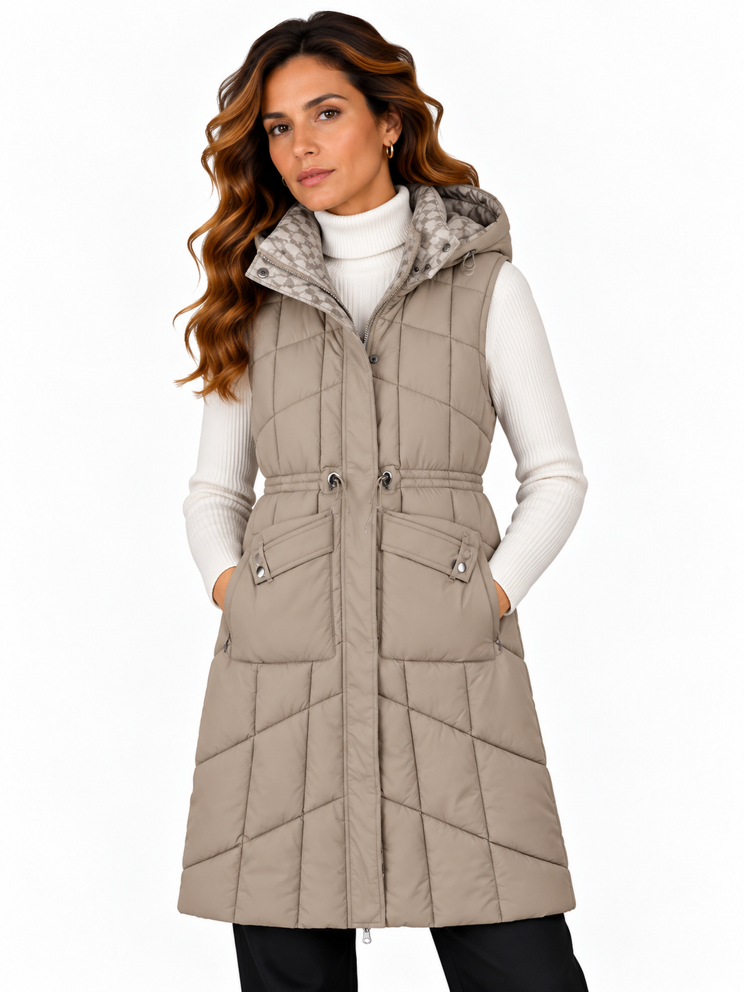 Fenna – Lange Gewatteerde Bodywarmer met Capuchon