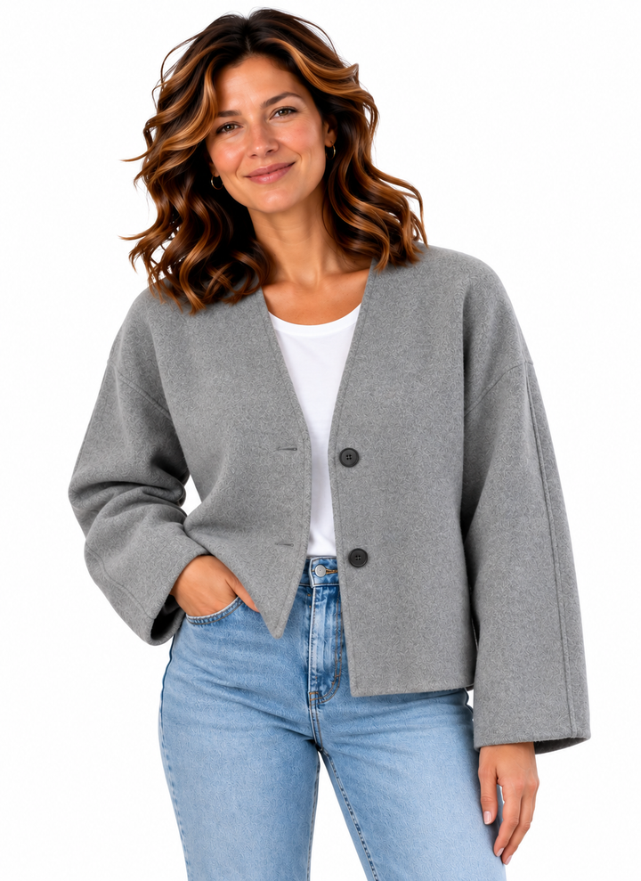 Femke – Elegant Kort Vest met V-Hals en Knopen
