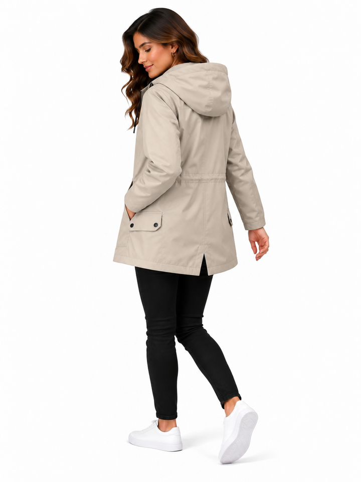 Mila – Sportieve Jas met Capuchon en Ritssluiting