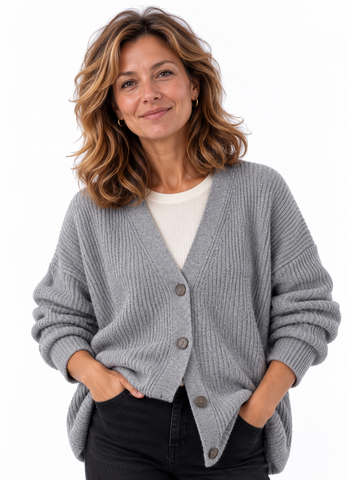 Femke – Oversized Gebreid Vest met Knopen