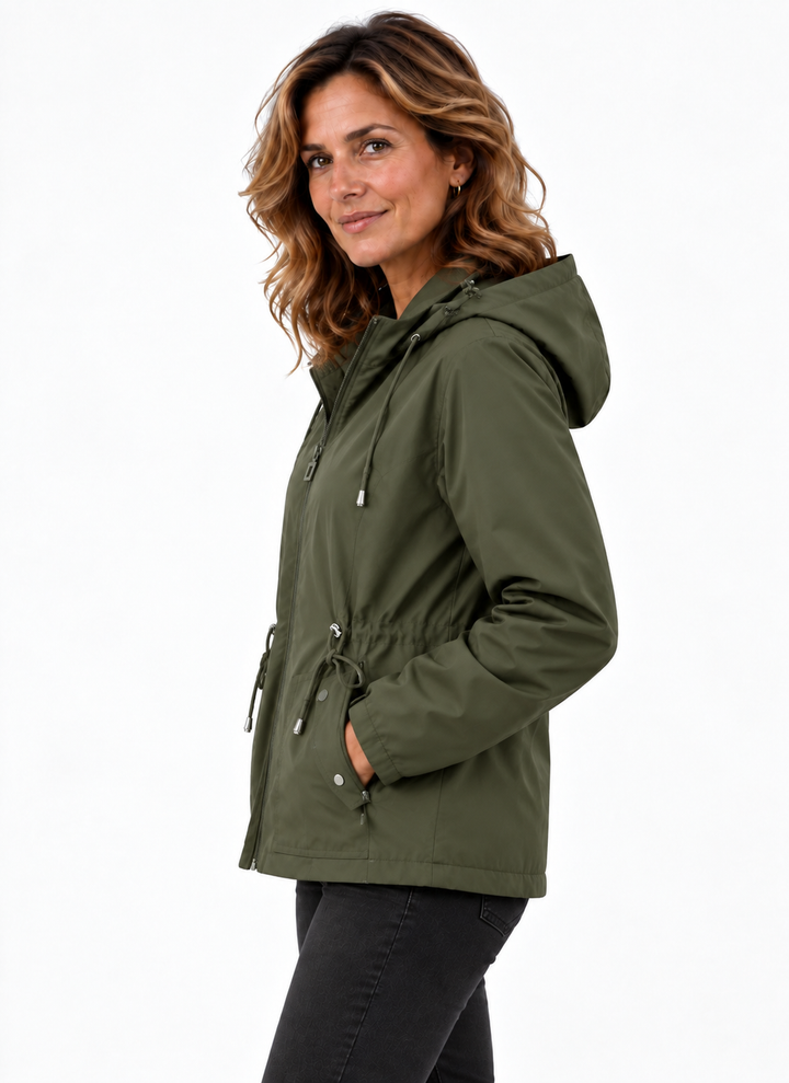 Mila – Elegante Jas met Capuchon en Taillekoord