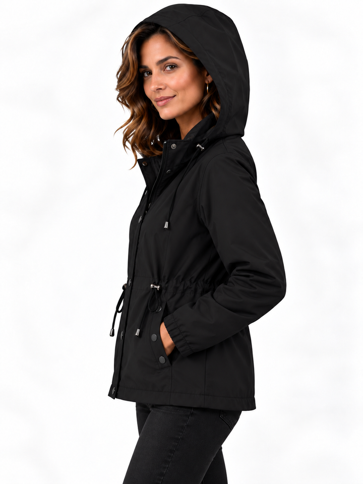 Mila – Elegante Jas met Capuchon en Taillekoord